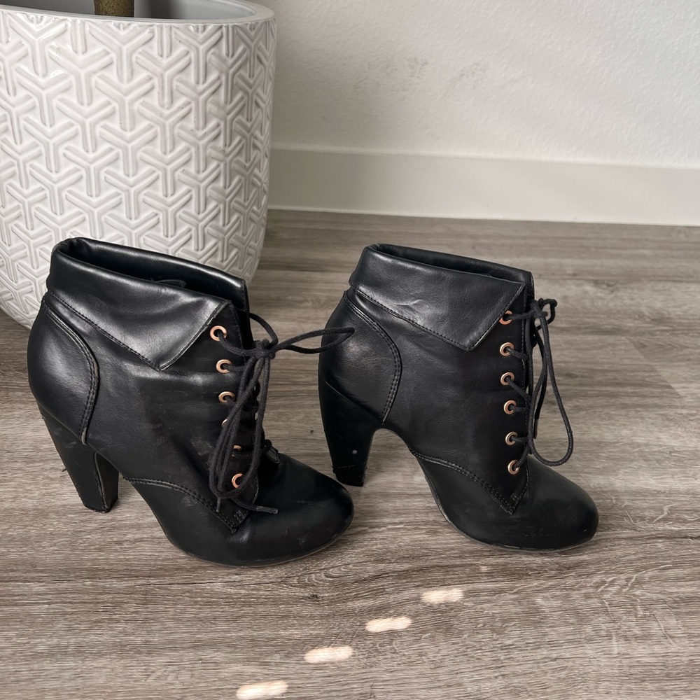 Black heel booties size 9